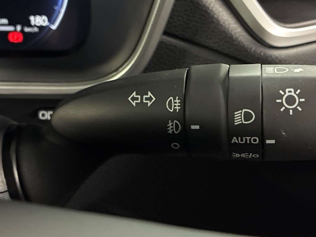 TOYOTA COROLLA CROSS HYBRID Z LEATHER photo 12