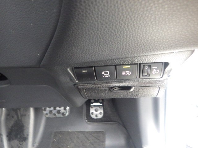 TOYOTA COROLLA CROSS HYBRID Z LEATHER photo 20