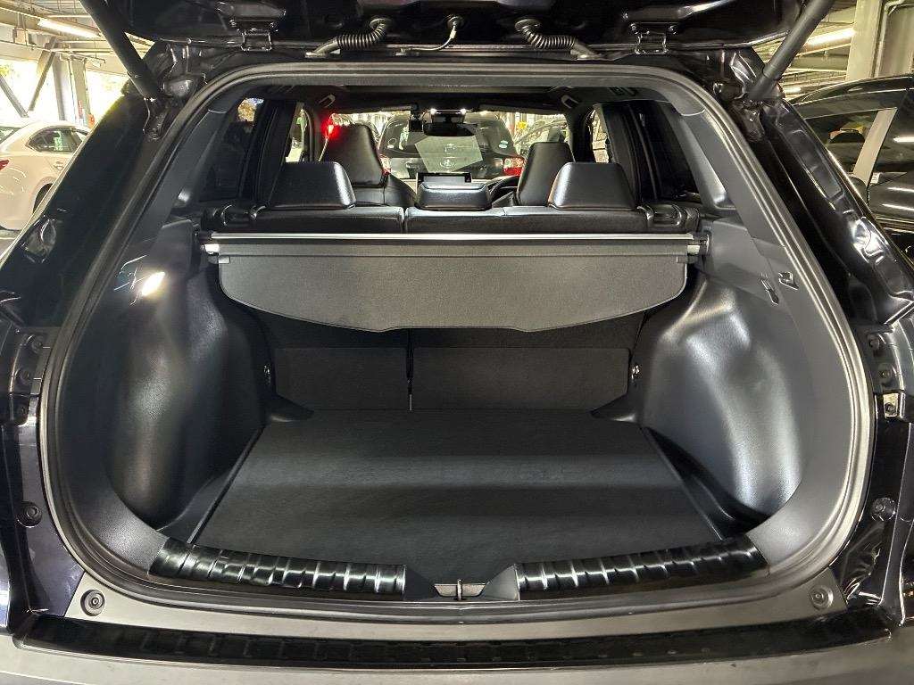 TOYOTA COROLLA CROSS HYBRID Z LEATHER photo 9