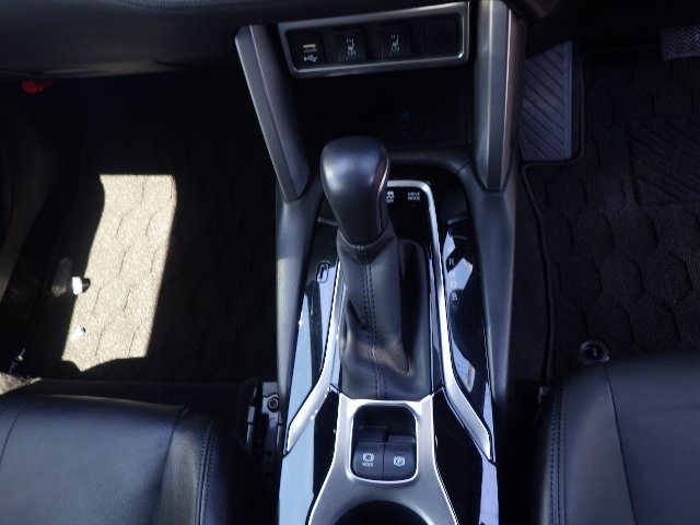 TOYOTA COROLLA CROSS HYBRID Z LEATHER photo 17